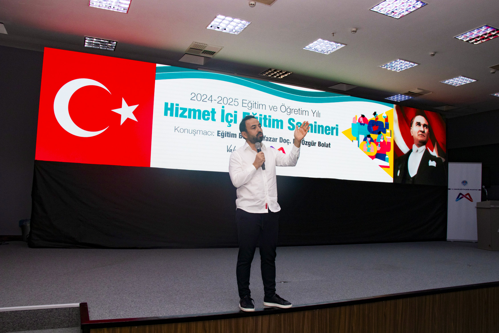 BÜYÜKŞEHİR, ÖĞRETMENLERİ YENİ EĞİTİM VE ÖĞRETİM YILINA HAZIRLIYOR