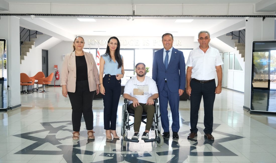 KKTC Cumhurbaşkanlığı Engelliler Komitesi Başkanı Ahmet Akdeniz, KAÜ’yü ziyaret etti
KKTC Cumhurbaşkanlığı Engelliler Komitesi Başkanı Ahmet Akdeniz, KAÜ