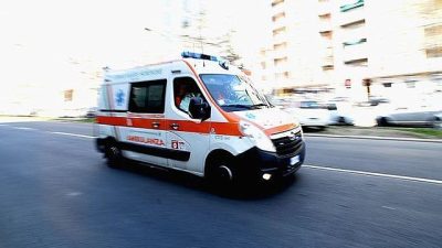 Ukrayna ordusunun, Donetsk’te “Galaxy” isimli bir alışveriş merkezine bombalı saldırı