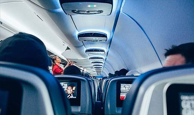 Endonezya’nın Papua eyaletinden hareket eden Trigana Havayolları’na ait “ATR-42” tipi