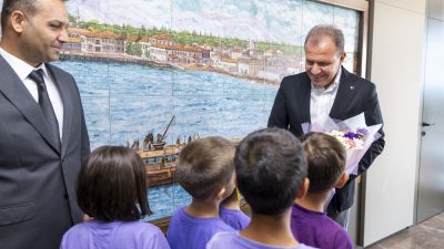 ‘İlköğretim Haftası’ nedeniyle; Toroslar Muhsin Yanpar İlkokulu Müdürü Halil Küçükusta