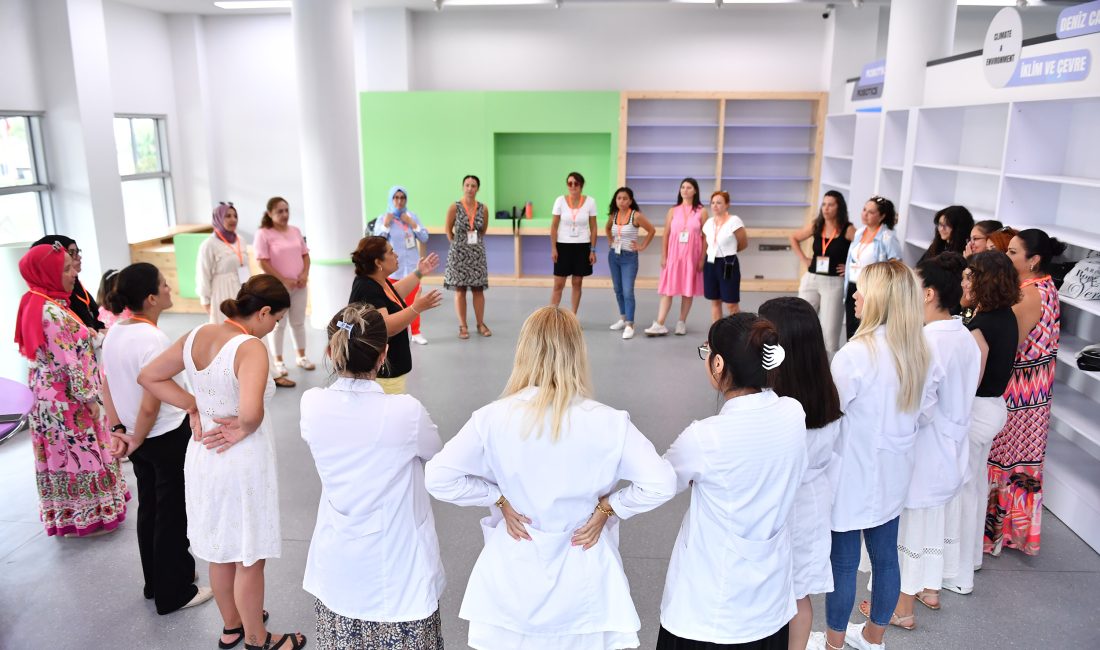 ‘MERCAN 100. YIL İKLİM VE ÇEVRE BİLİM MERKEZİ’ ZİYARETÇİLERİNİ AĞIRLAMAYA DEVAM EDİYOR Mersin Büyükşehir Belediyesi’nin, İklim Değişikliği ve Sıfır Atık Dairesi Başkanlığı