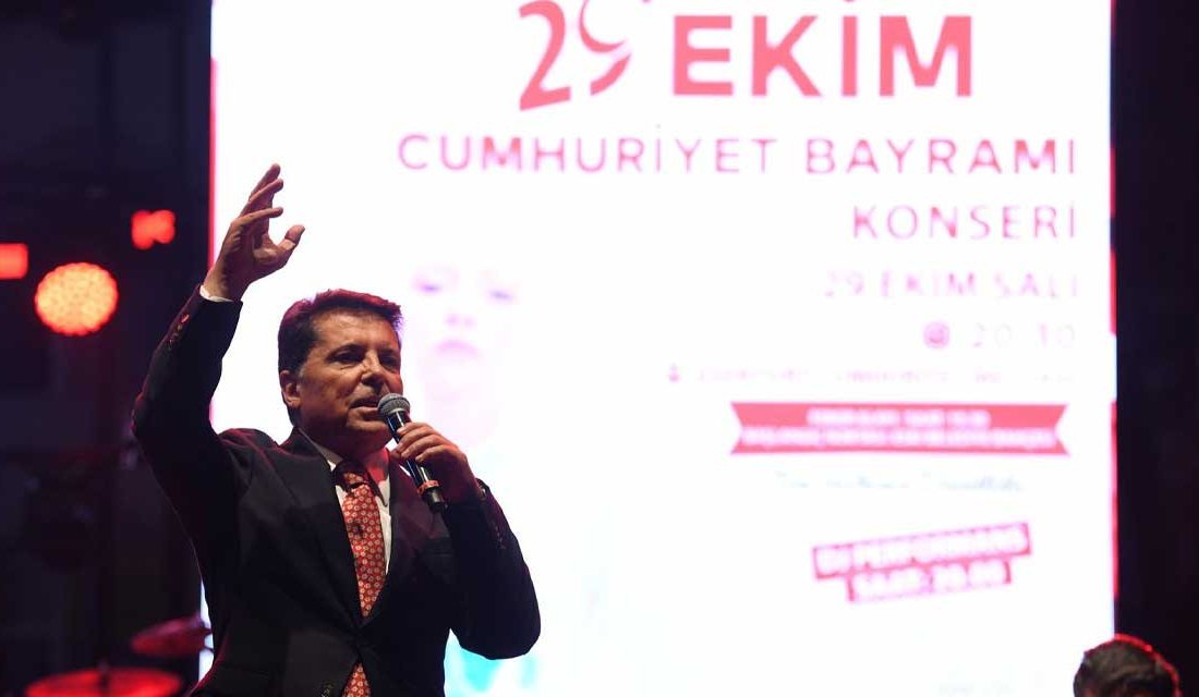   CHP Esenyurt Belediye Başkanı Ahmet Özer, emniyetteki işlemlerinin