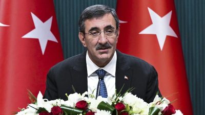 ANKARA-BHA Cumhurbaşkanı Yardımcısı Cevdet Yılmaz, sanayi üretimindeki artış ve işsizlik