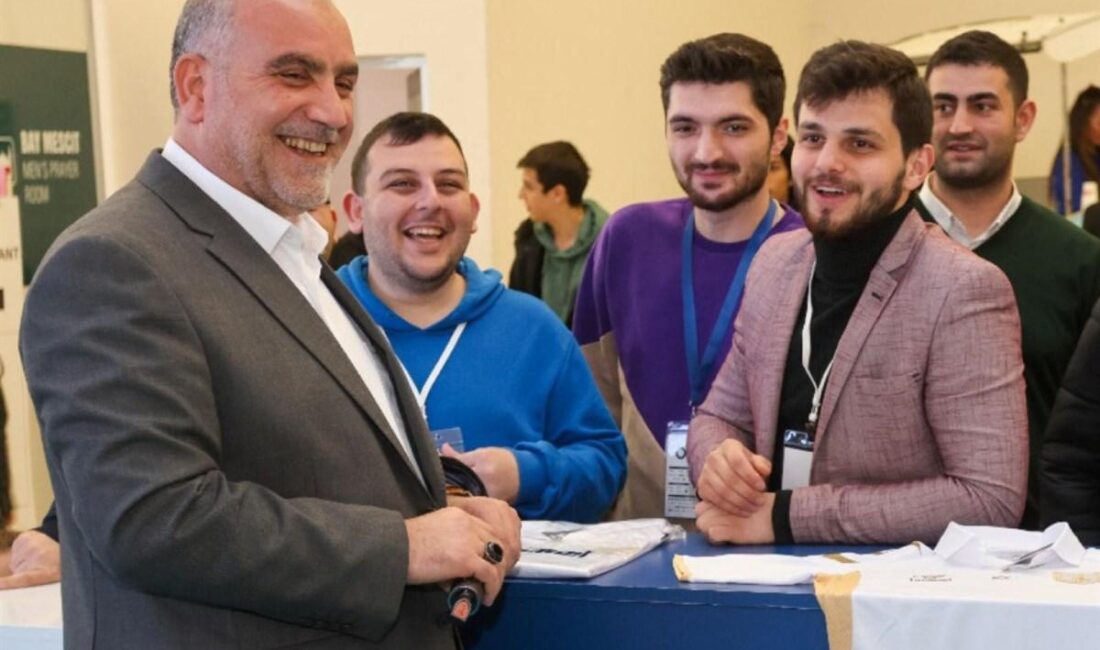 SAMSUN-BHA Canik Belediye Başkanı İbrahim Sandıkçı’nın üniversite öğrencilerine müjdesini verdiği