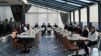 KARS–BHA Vilayetler Birliği Beylerbeyi Sarayı Otelinde düzenlenen programa Belediye Başkanı