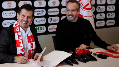 ANTALYA-BHA AOnvo Antalyaspor, Teknik Direktör Emre Belözoğlu ile 1,5 yıllık