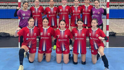 ANTALYA-BHA Kepez Belediyespor Kulübü Kadın Hentbol Takımı, ilk kez oynadıkları