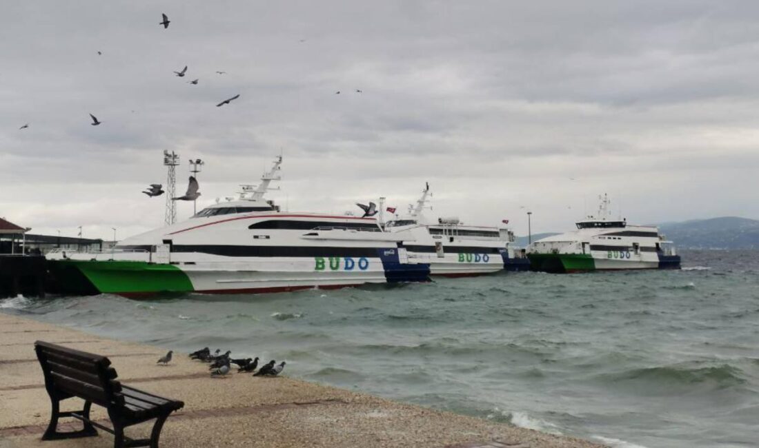 İSTANBUL-BHA Bursa Deniz Otobüsleri BUDO’dan yapılan açıklamaya göre, 12.55’e kadar seferler