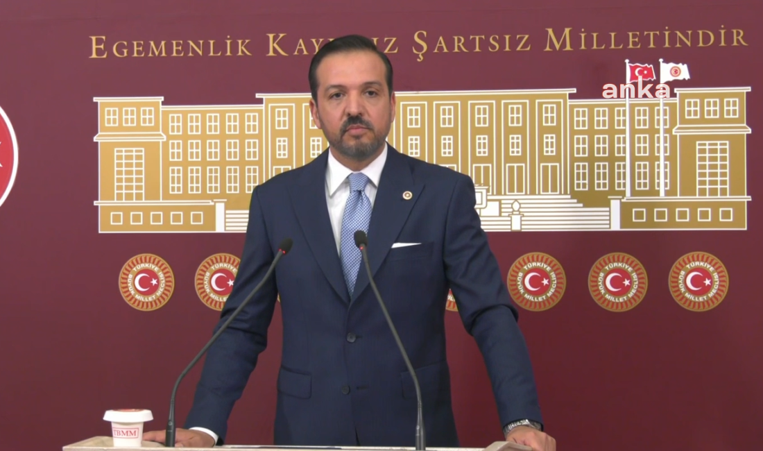 Kürşad Zorlu AK Parti’ye katıldı! – Birlik Haber Ajansı ANKARA-BHA İYİ Parti’den istifa eden Ankara Milletvekili Kürşad Zorlu, AK