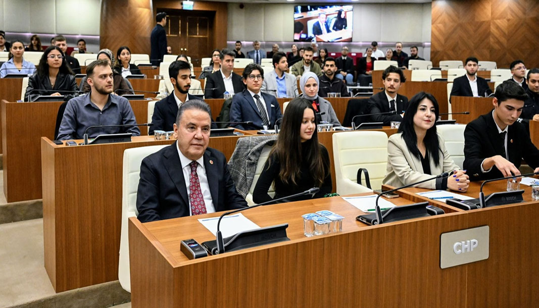 ANTALYA-BHA Kemer Belediyesi Gençlik Meclisi Başkanı Mehmet Yalın Erdal, Antalya