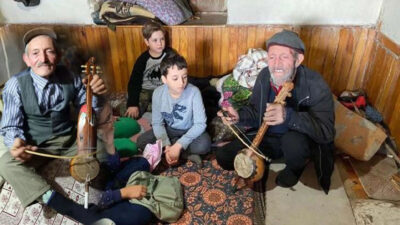 ANTALYA-BHA Kabak kemanenin atası olarak bilinen ve Yörüklerin geleneksel çalgısı