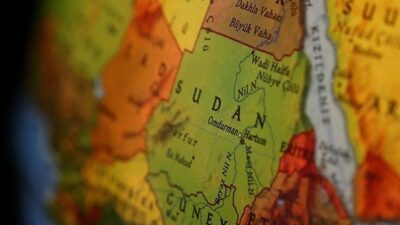 Sudan’ın Hartum eyaletine bağlı Omdurman şehrinin rastgele top atışlarıyla hedef