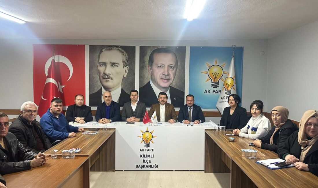Milletvekili Avcı, Kozlu ve Kilimli Teşkilatları ile bir arada – Birlik Haber Ajansı Zonguldak / BHA Önce Kozlu İlçe Başkanlığı’nda, İlçe Başkanı Ali