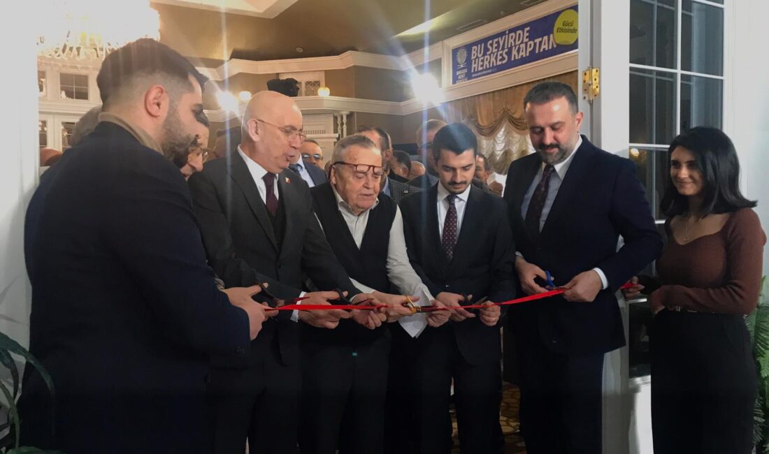 Uğur Mumcu ve Ankara fotoğrafları sergiye taşındı – Birlik Haber Ajansı NİSA NUR BACAK/ANKARA-BHA Ankara Kent Konseyi, Uğur Mumcu’nun 32. ölüm