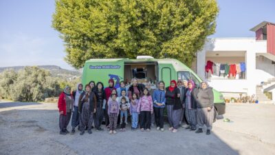 MEZİTLİ BELEDİYESİ’NDEN SOSYAL BELEDİYECİLİĞİN EN GÜZEL ÖRNEĞİ “MOBİL KUAFÖR ARACI