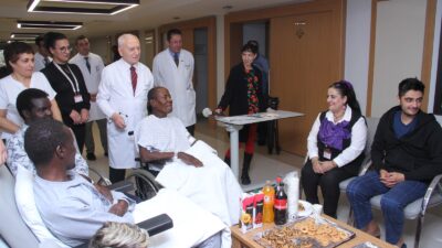 Türkiye'de organ nakli 3 Kasım 1975'de başladı... 
Prof. Dr. Mehmet Haberal,