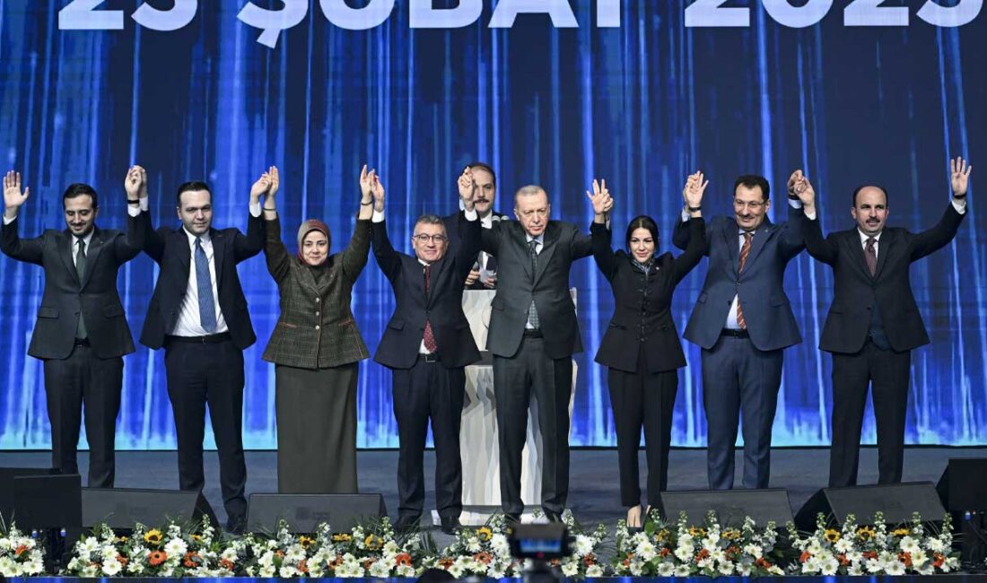 AK Parti, 8. Olağan Büyük Kongresi'ni yoğun bir katılımla tamamladı.