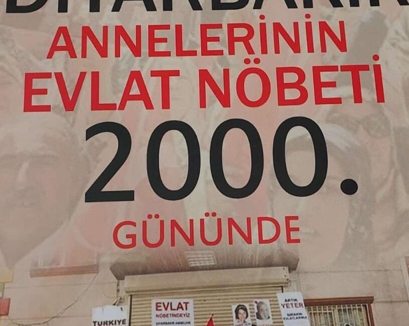 Diyarbakır Anneleri 2 bin gündür evlat nöbetinde Diyarbakır’da, HDP İl Binası önünde annelerin başlattığı evlat nöbeti 2