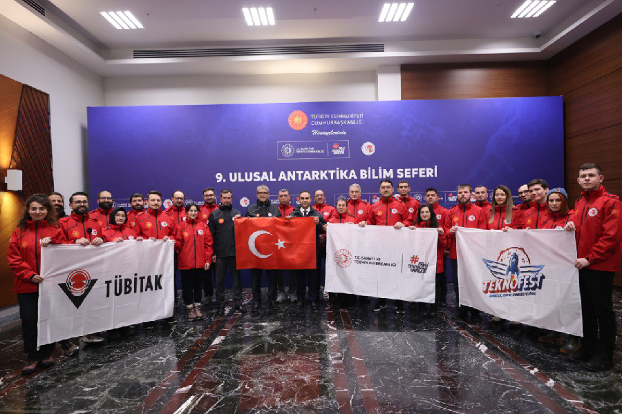 Ankara-BHA Sanayi ve Teknoloji Bakanı Mehmet Fatih Kacır, İstanbul Havalimanı’ndan