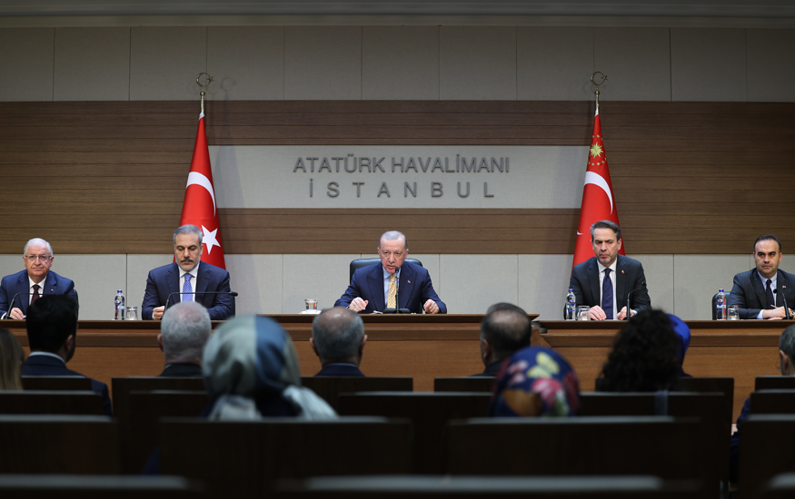 Cumhurbaşkanı Erdoğan’dan, Trump’a cevap, “Kimsenin Gücü Yetmez” – Birlik Haber Ajansı “Gazzelileri binlerce yıllık ezelî ve ebedî vatanlarından çıkarmaya kimsenin gücü