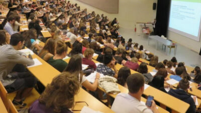 ANKARA-BHA Çalışma ve Sosyal Güvenlik Bakanı Vedat Işıkhan, Meclis’teki “nöbetçi