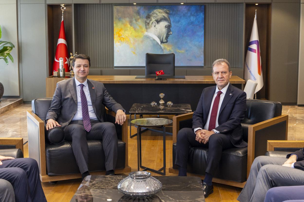 Saadet Partisi 8. Olağan Mersin İl Kongresi dolayısıyla kentte bulunan