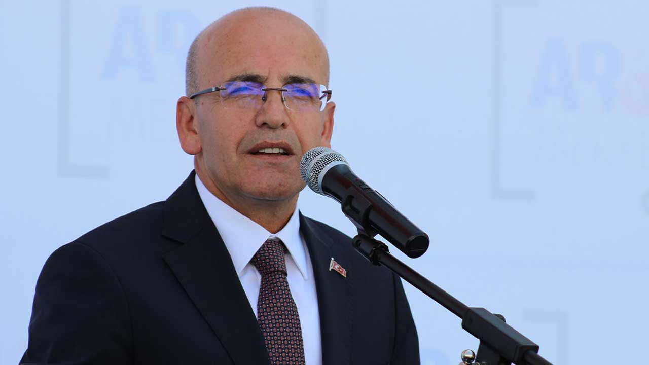 Hazine ve Maliye Bakanı Mehmet Şimşek, Dünya gazetesine verdiği röportajda