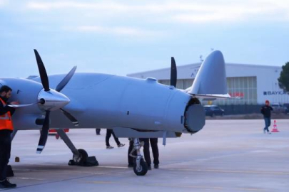 Baykar tarafından geliştirilen Bayraktar AKINCI Taarruzi İnsansız Hava Aracı (TİHA),