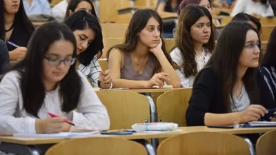 Kadınların oranı yüzde 53. YÖK, Türkiye'deki yükseköğretimde kadınların artan rolüne