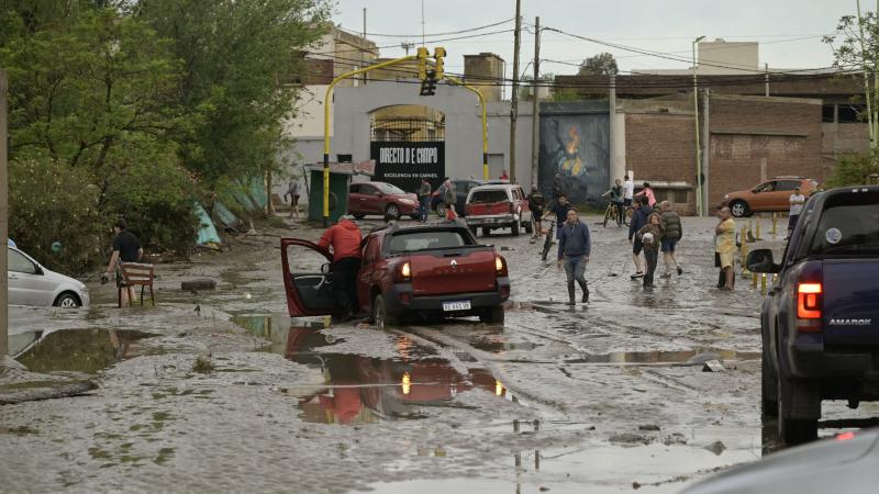 Arjantin’de sel felaketi: 10 can kaybı Arjantin'in Bahia Blanca liman kentinde etkili olan şiddetli yağışların yol