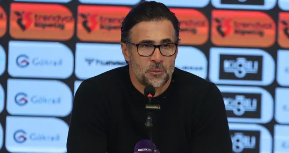 Kulüpten yapılan açıklamada "Teknik Direktörümüz Ömer Erdoğan ile yapılan karşılıklı görüşmeler