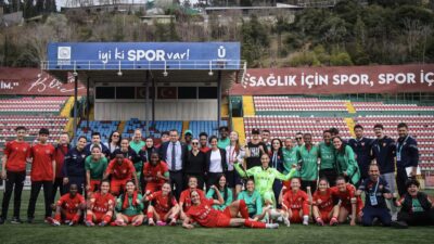 Kadın futbol liglerinde hafta sonu birbirinden zorlu mücadeleler oynandı.