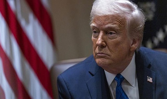 Trump imzaladı: ABD’de seçim kurallarını sıkılaştı – Dünya ABD Başkanı Trump, Beyaz Saray’da seçim kurallarını sıkılaştıran bir kararname