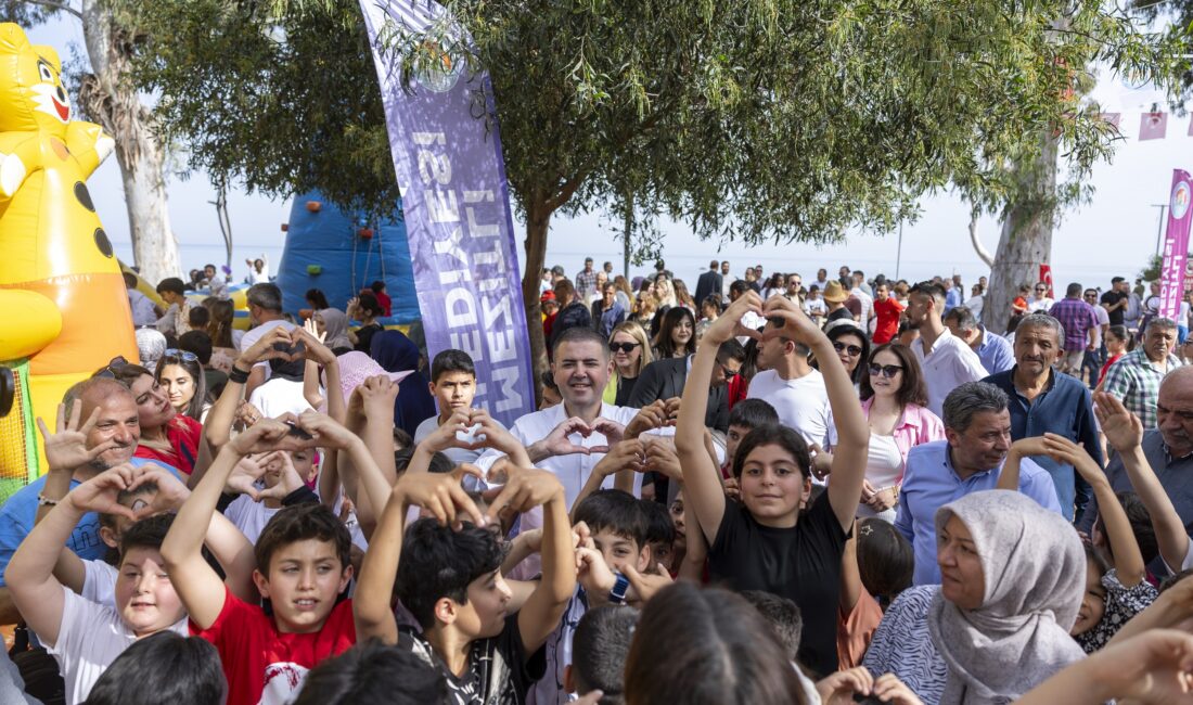 MEZİTLİ’DE 23 NİSAN COŞKUSU, ‘’ÇOCUKLAR BAYRAMINI DOLU DOLU KUTLADI’’ BAŞKAN