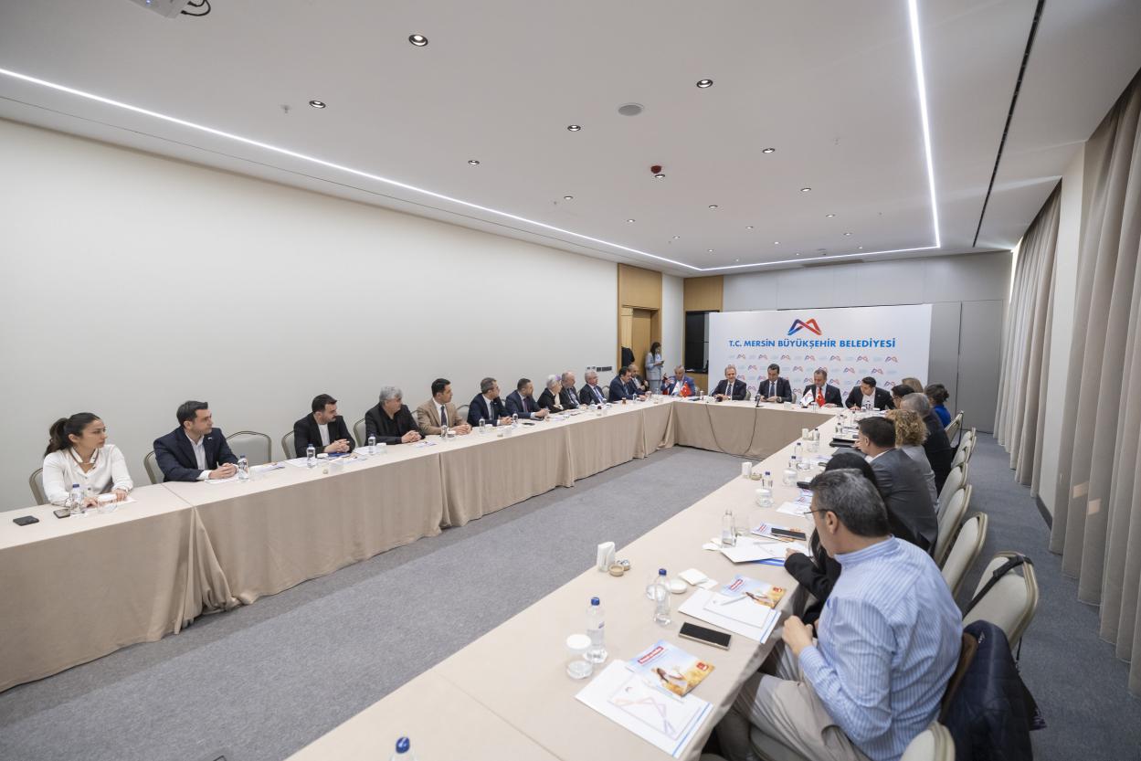 Mersin Büyükşehir Belediye Başkanı Vahap Seçer, ‘14 Büyükşehir Belediyesi Tarımsal/Kırsal