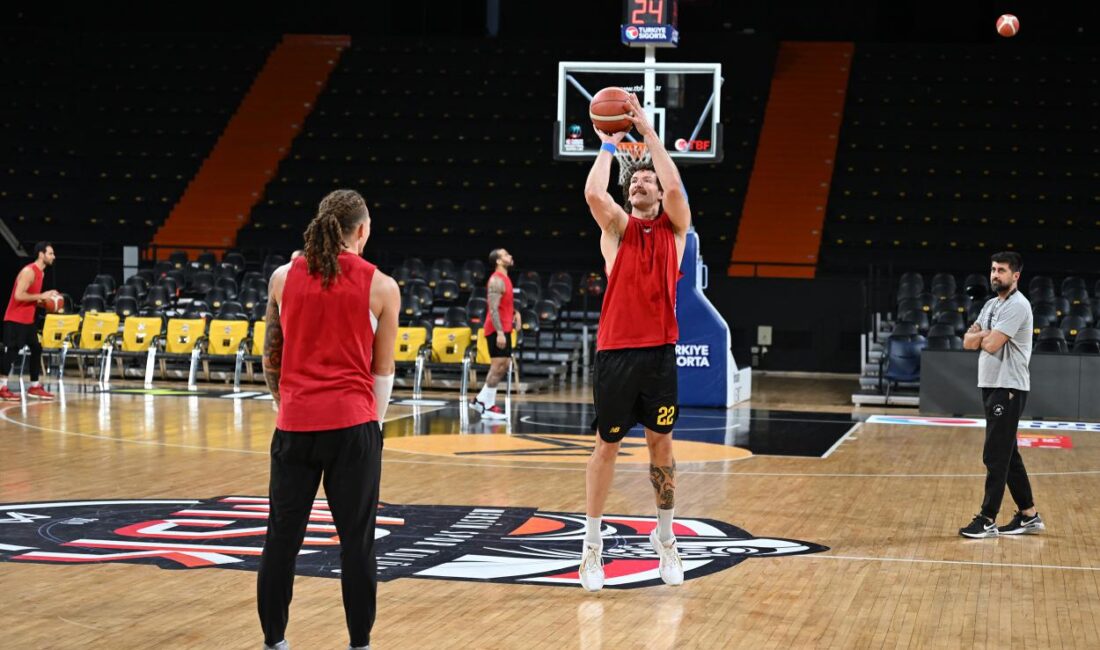 Türkiye Sigorta Basketbol Süper Ligi’nde mücadele eden Mersin Spor Kulübü