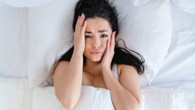 Kronik uykusuzluk öğrenmeyi güçleştirip, hafıza problemlerine yol açabiliyor!