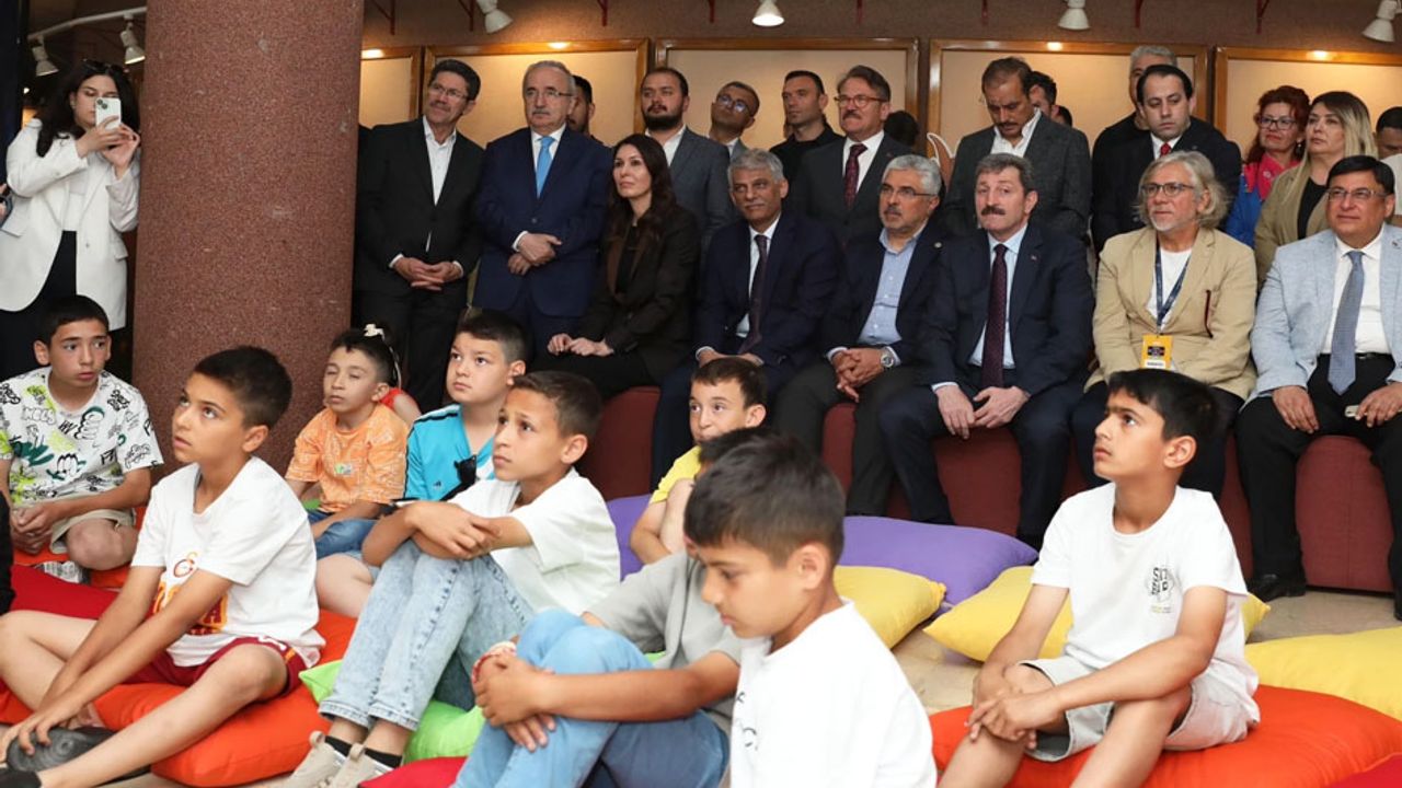 Samsun'da yaratıcı atölyelerle festival  coşkusu sürüyor. 21. TÜRSAK Çocuk