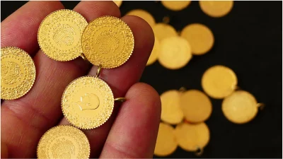 Bayram tatilinin ardından piyasalarda ilk işlem gününde altın fiyatlarında düşüş