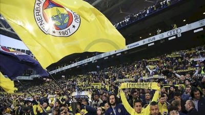 Fenerbahçe Spor Kulübü’nde olağanüstü genel kurul süreciyle ilgili tartışmalar devam