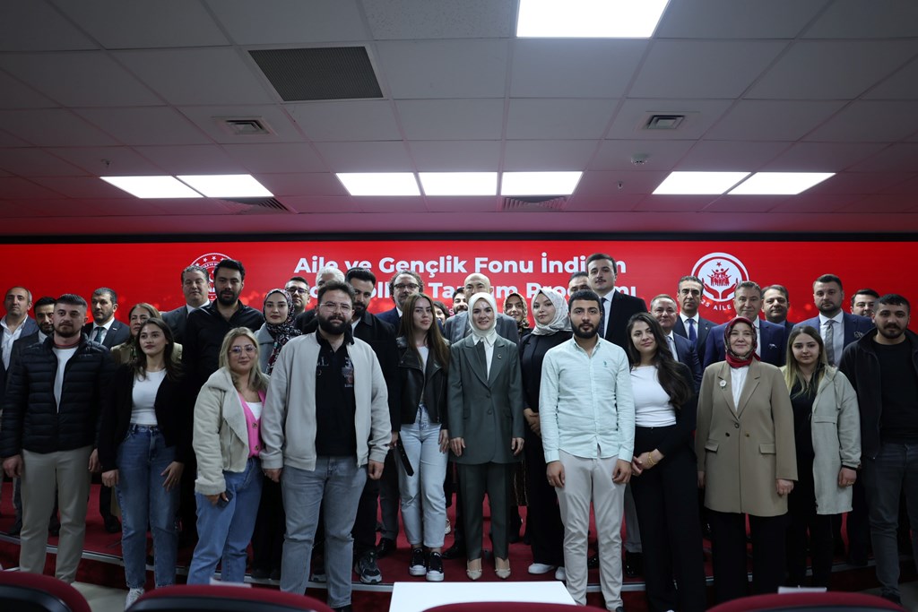 Aile ve Sosyal Hizmetler Bakanlığınca, aile müessesesinin desteklenmesi, güçlendirilmesi, gençlerin
