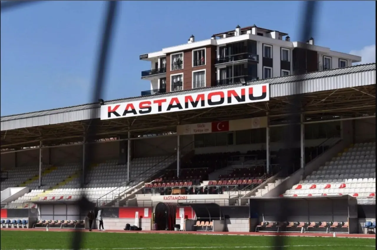 Yine play-offtan döndüğümüz bir sezonun daha bitimiyle birlikte kongre kararı