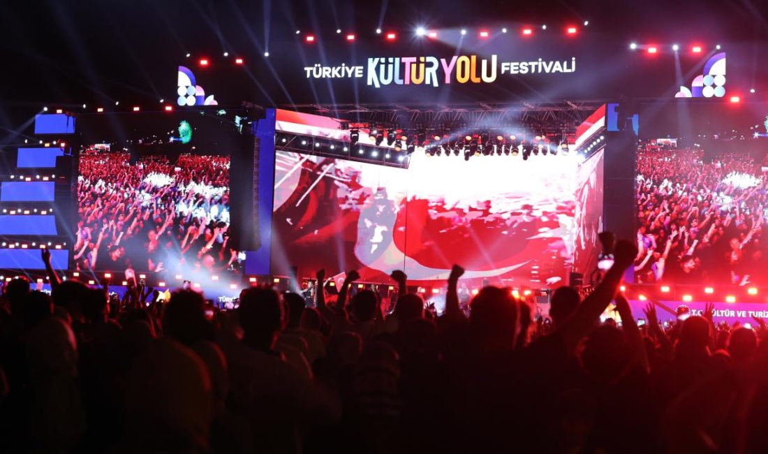 Kültür ve Turizm Bakanlığı’nın organizasyonuyla gerçekleşen Türkiye Kültür Yolu Festivali’nin