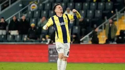 Fenerbahçe’nin kaptanlarından Mert Hakan Yandaş, sezon öncesi kampına hazır girmek