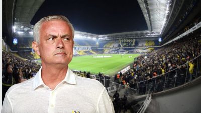 Fenerbahçe Başkanı Ali Koç ve yönetimi, teknik direktör Jose Mourinho
