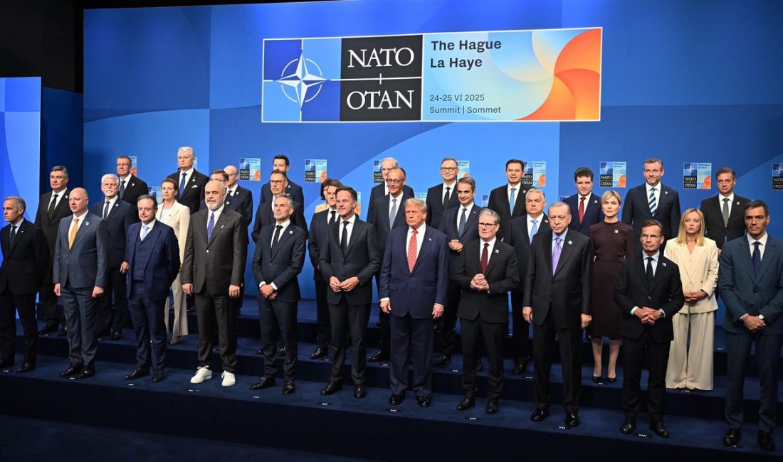 Hollanda'nın Lahey kentinde düzenlenen NATO Devlet ve Hükümet Başkanları Zirvesi'nin