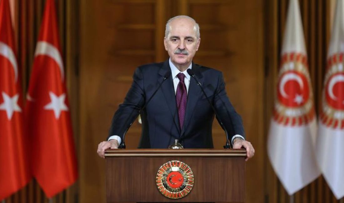 Kurtulmuş: Yeni ve sivil bir anayasa, Türk milletinin gelecek nesillerini kurtaracak yeni bir yol haritasıdır Türkiye Büyük Millet Meclisi (TBMM) Başkanı Numan Kurtulmuş, "Sivil Anayasa