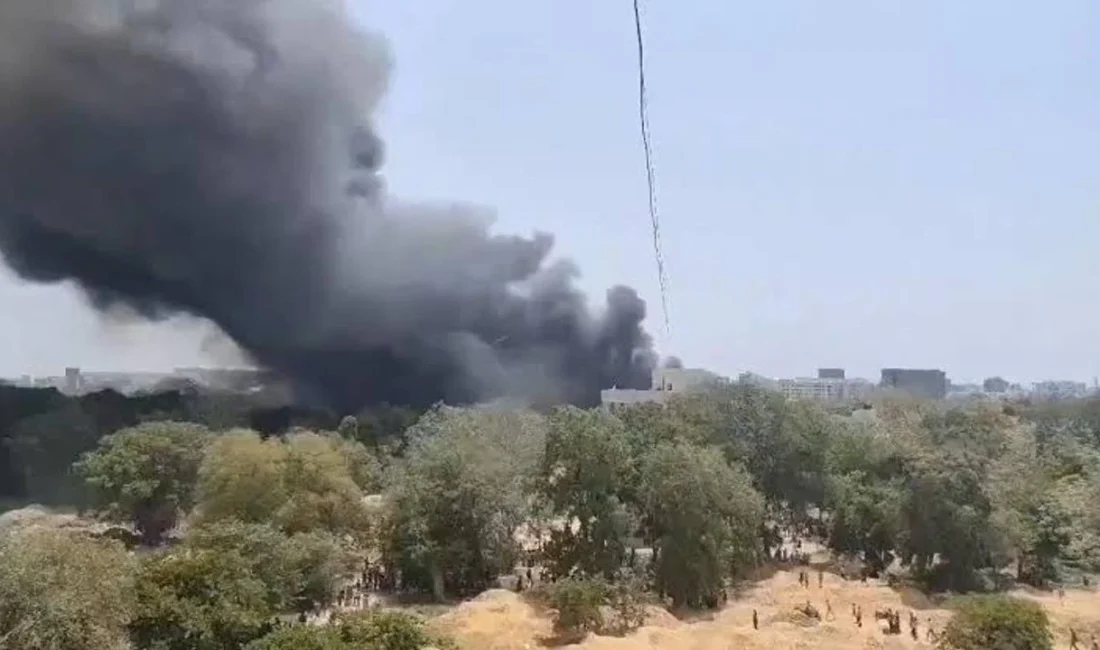 Hindistan’da meydana gelen uçak kazasında ölü sayısı 270’e yükseldi Hindistan’ın Gucerat eyaletine bağlı Ahmedabad kentinde 12 Haziran’da meydana gelen