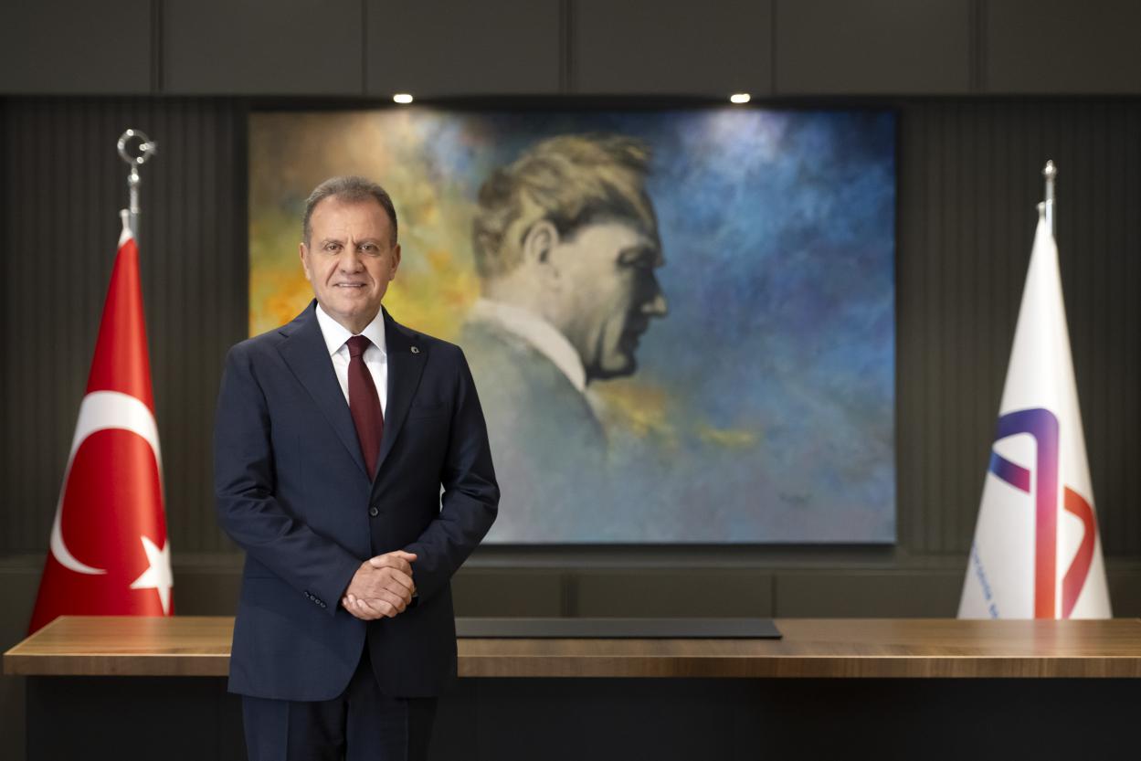 Mersin Büyükşehir Belediye Başkanı Vahap Seçer, yayınladığı mesajla ‘Kurban Bayramı’nı